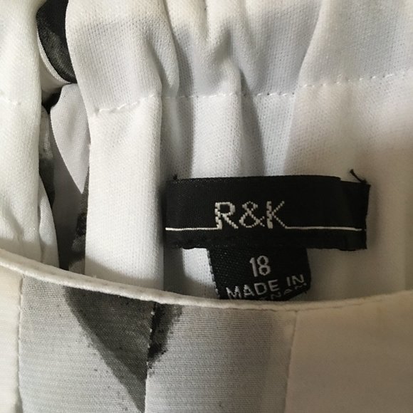 R&K Black & White Floral Sleeveless Halter Boho Maxi Dress Sz 18 - Picture 3 of 5